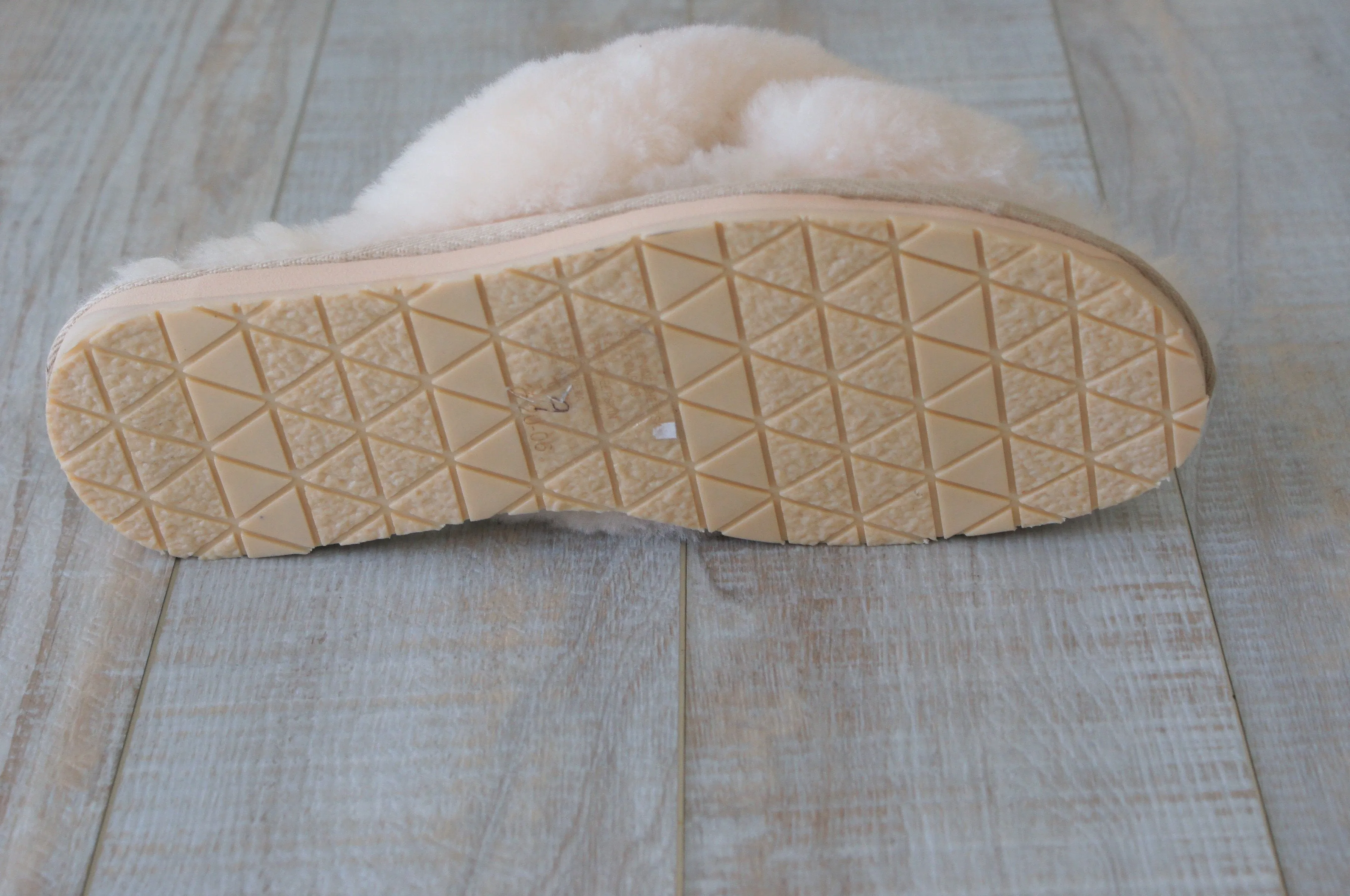 Emma Sheepskin Scuff