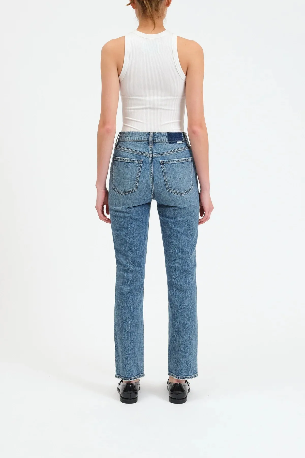 SMARTY PANTS HIGH RISE SLIM STRAIGHT JEAN